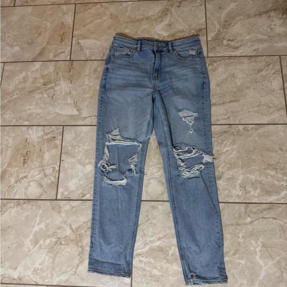 American Eagle Mom Jeans